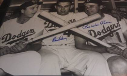 Pee Wee Reese, Clem Labine wHodges, 16x20, PSADNA